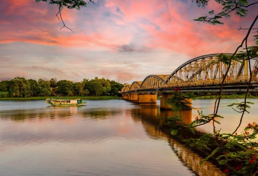 Perfume River- Culture Pham Travel