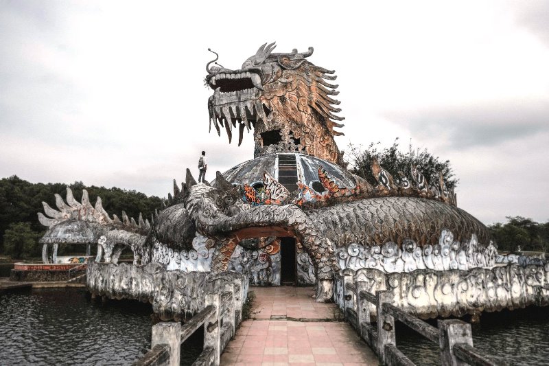 Ho Thuy Tien abandoned water park Culture Pham Travel