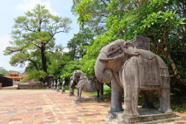 Hue Royal Tombs Tour- Culture Pham Travel