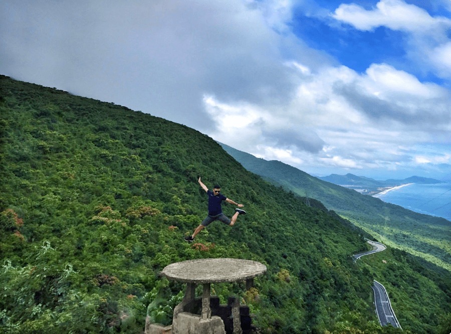 Hai Van mountain Pass Vietnam Travel Guide-Culture Pham Travel