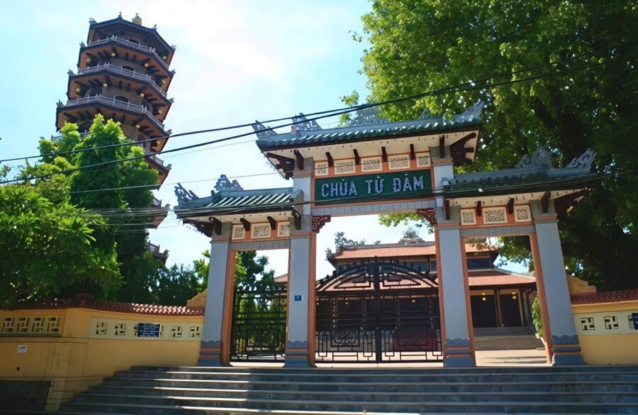 Tu Dam Pagoda- Culture Pham Travel