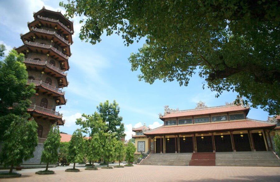 Tu Dam Pagoda- Culture Pham Travel