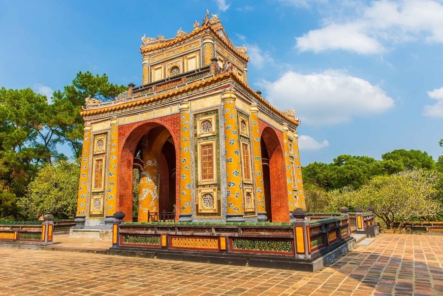 Royal Tomb Of Tu Duc-Culture Pham Travel