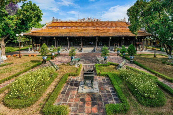 Hue Museum Of Royal Antiquities-Culture Pham Travel