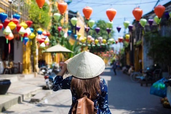 Transfer from Hoi An to Chu Lai airport- Culture Pham Travel
