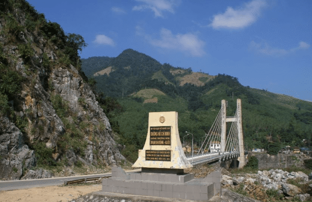 Dakrong Bridge- Culture Pham Travel
