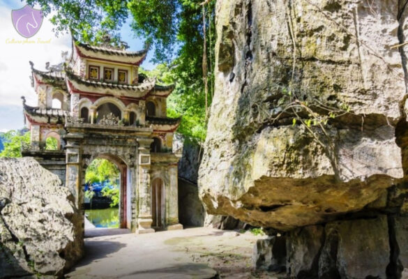 Bich Dong Pagoda- Culture pham Travel