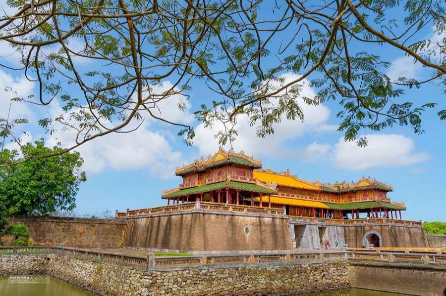 Hue Tour from Tien Sa Port-Culture Pham Travel