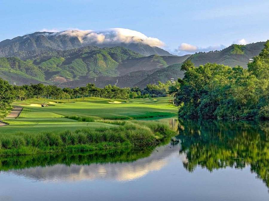 Ba Na Hills golf course-Culture Pham Travel