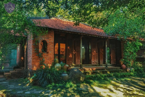 Dong Dinh Museum - Culture Pham Travel