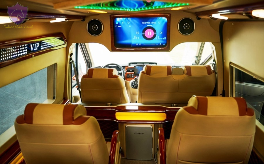 Hanoi To Halong Bay Limousine- Hanoi Luxury Car - Image 3