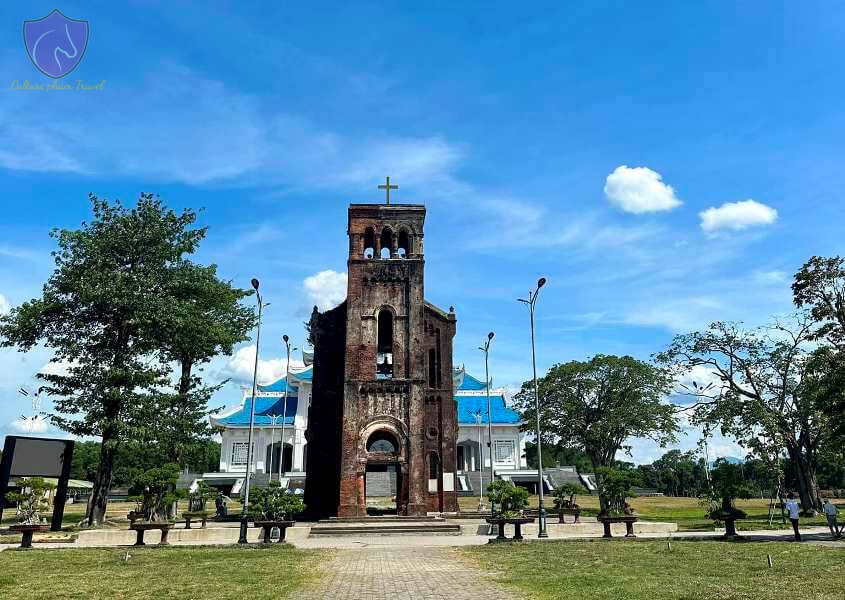 Hue To La Vang Holy Land Private Car - Image 5