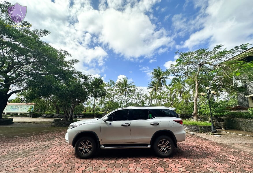 Hue To La Vang Holy Land Private Car