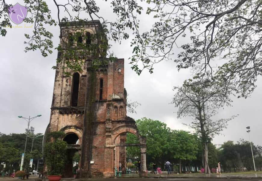 Hue To La Vang Holy Land Private Car - Image 4