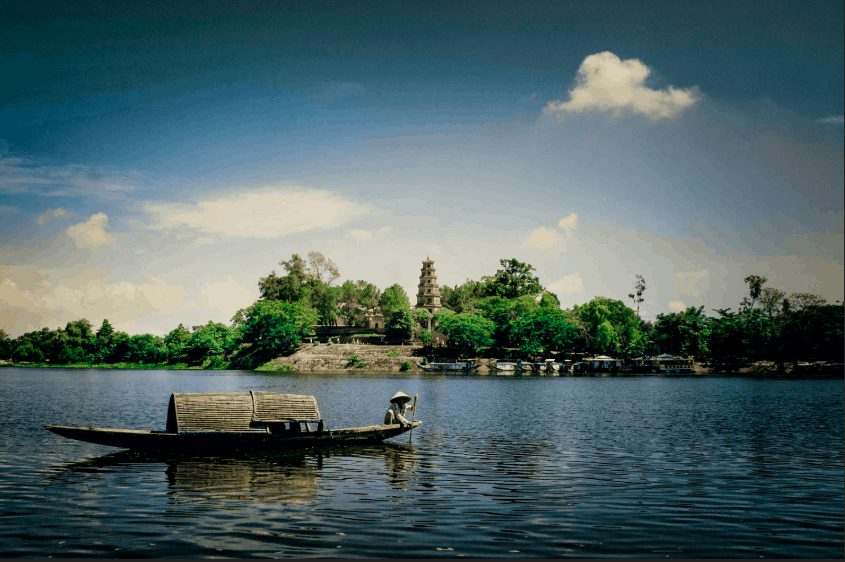 Hue City Tour Half Day - Group Tour - Image 7