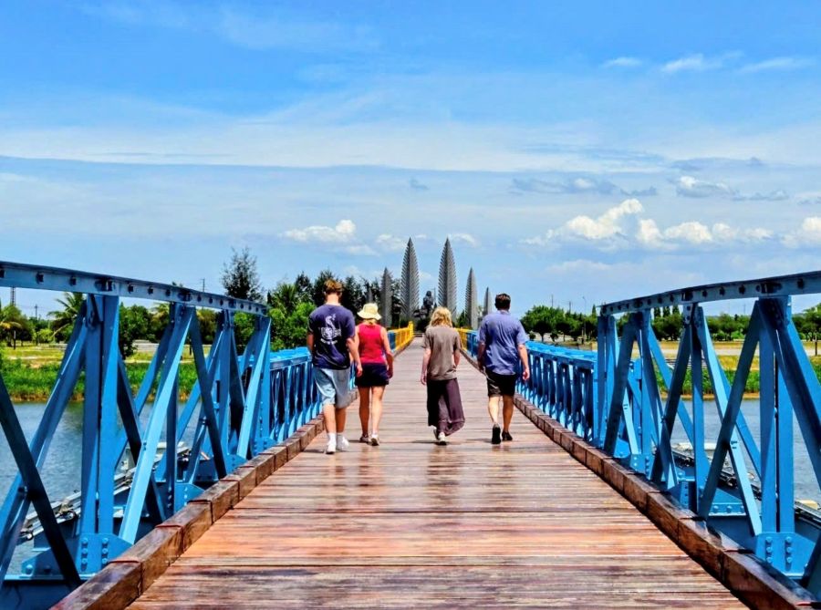 Da Nang to Phong Nha by private car- Culture Pham Travel