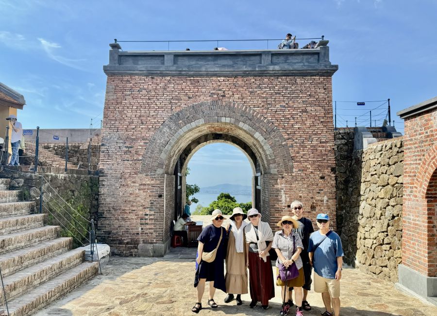 Da Nang to Phong Nha by private car- Culture Pham Travel