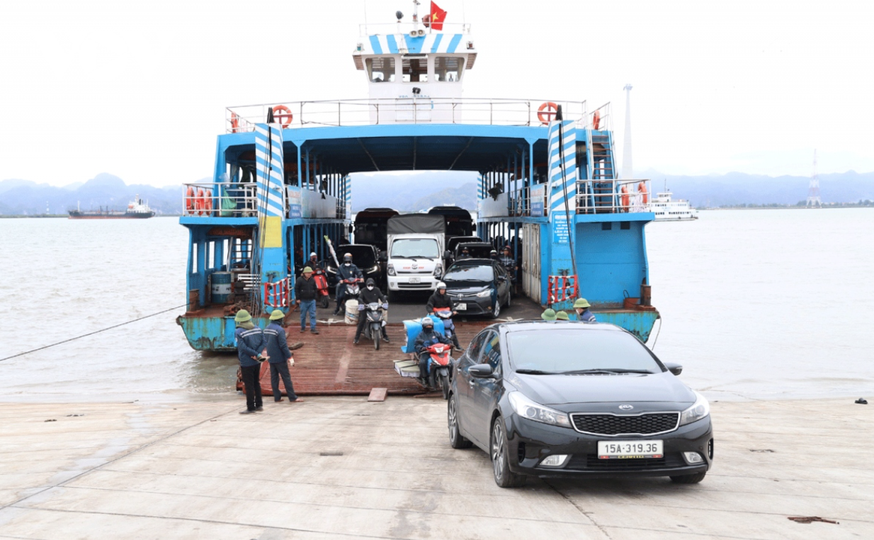 Hanoi to Cat Ba Island Private Car- Culture Pham Travel