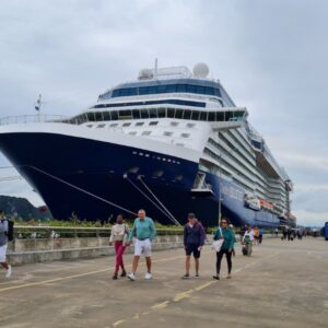 Hai Phong Cruise To Halong Bay Private Car - Culture Pham Travel