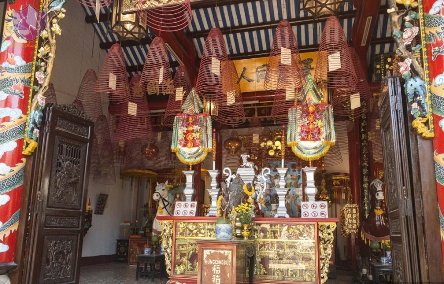 Cantonese Assembly Hall- Culture Pham Travel