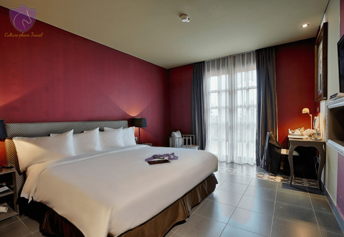 Mercure Danang French Village