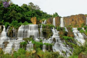 Cam Ly Waterfall - Culture Pham Travel