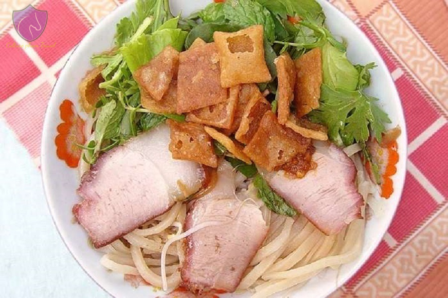 Cao Lau Noodle-Culture Pham Travel