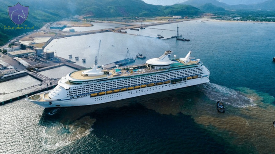 Chan May Port Vietnam-Culture Pham Travel