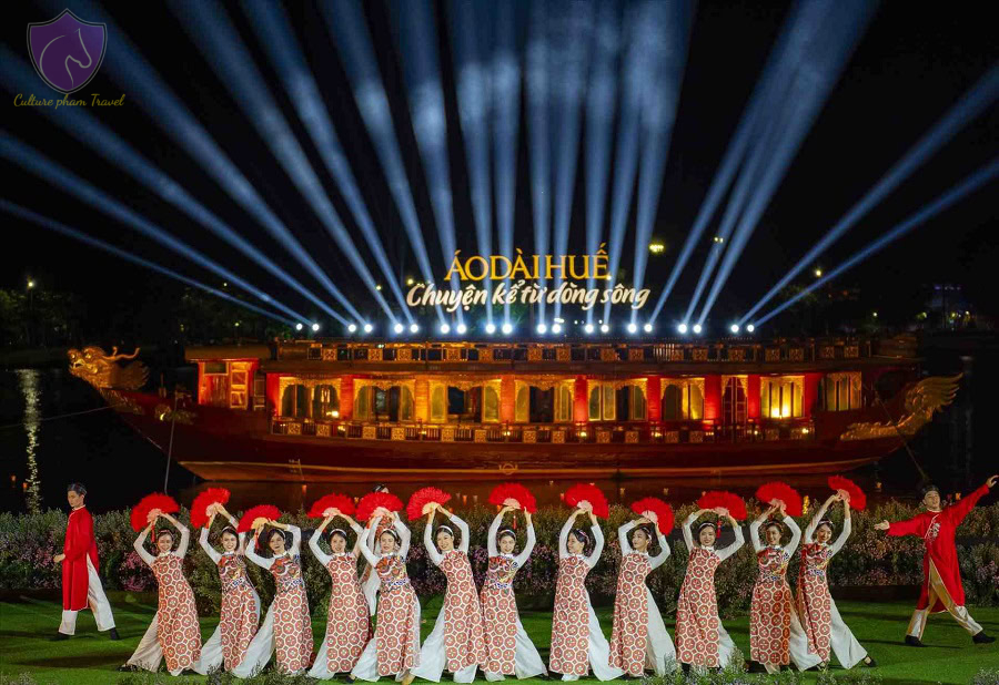 Ao Dai Festival Hue - Culture Pham Travel