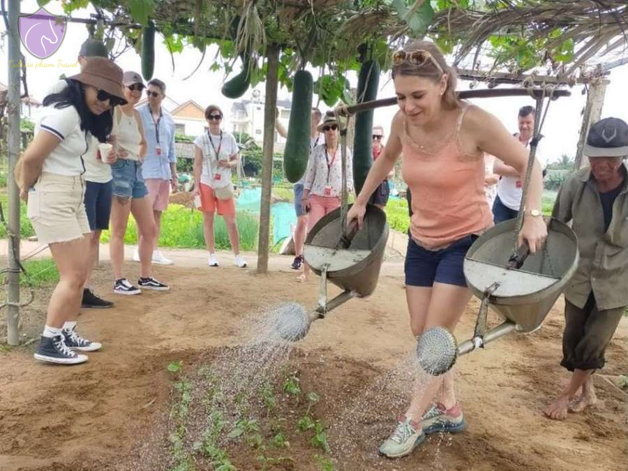 How many days travel in Hoi An-Culture Pham Travel