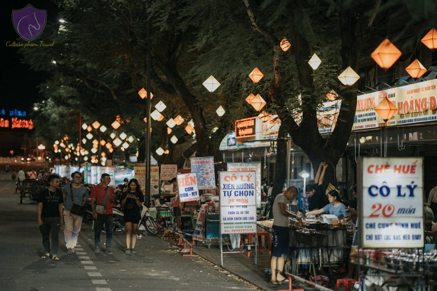 Dong Ba night market in Hue - Culture Pham Travel