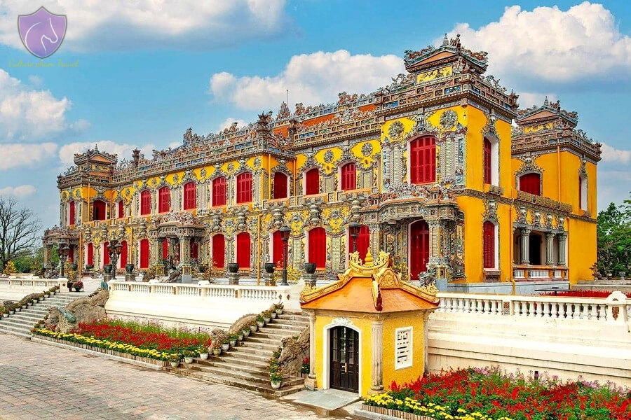 Kien Trung Palace-Culture Pham Travel
