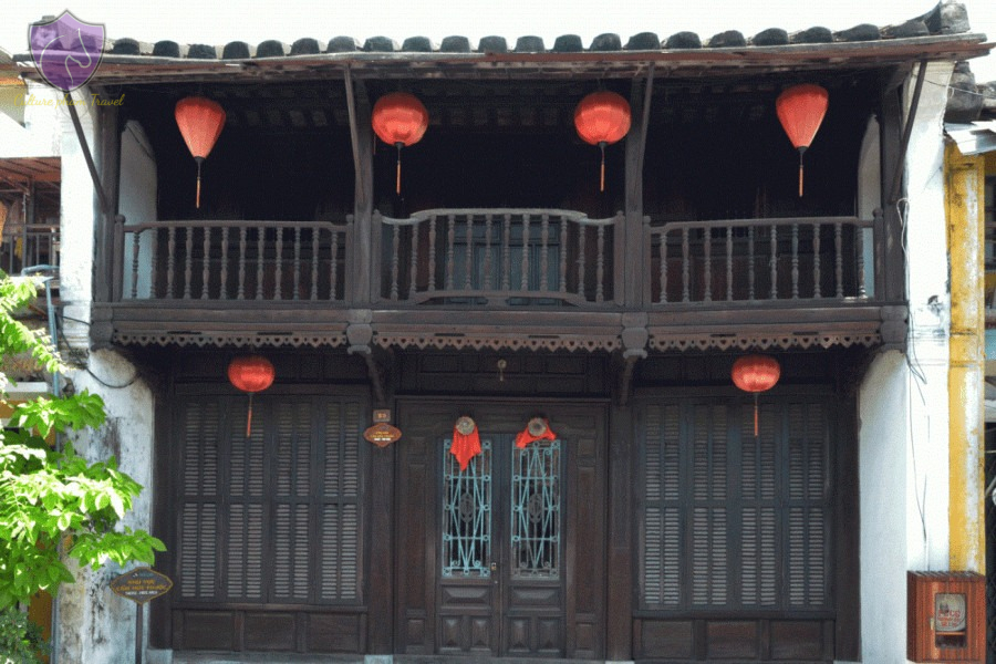 Museum of Trade Ceramics - Culture Pham Travel