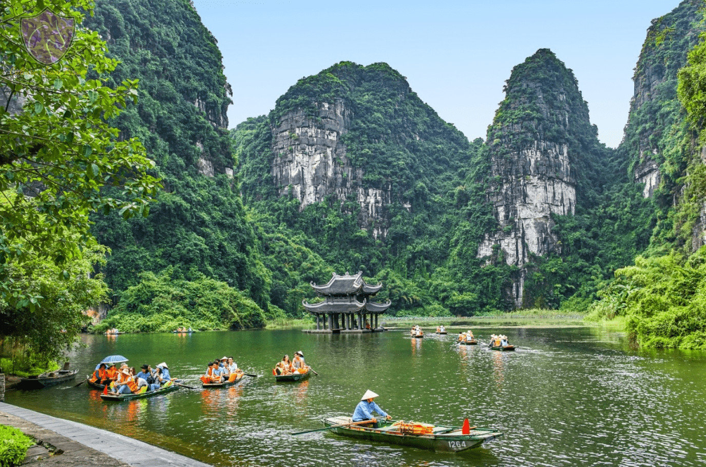 Trang An or Tam Coc Boat Tour-Culture Pham Travel