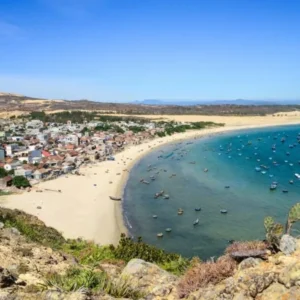Phu Yen To Quy Nhon Private Car - Culture Pham Travel