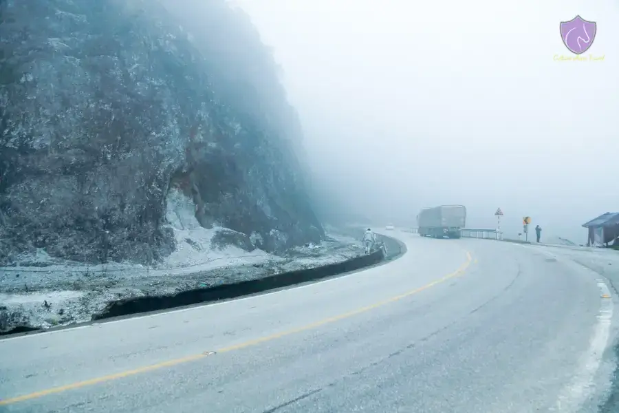 Be careful when moving on Thung Khe Pass